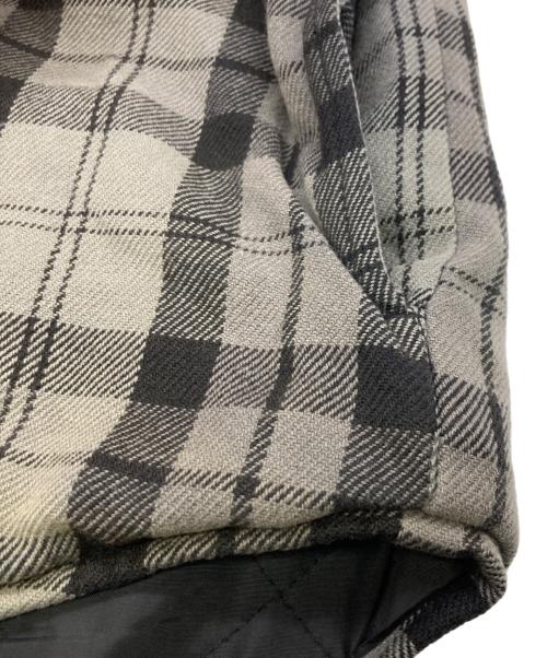 SUPREME（シュプリーム）SUPREME (シュプリーム) Quilted Flannel Snap Shirt グレー サイズ:XLの古着・服飾アイテム