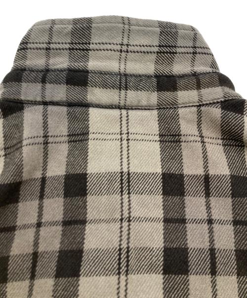 SUPREME（シュプリーム）SUPREME (シュプリーム) Quilted Flannel Snap Shirt グレー サイズ:XLの古着・服飾アイテム