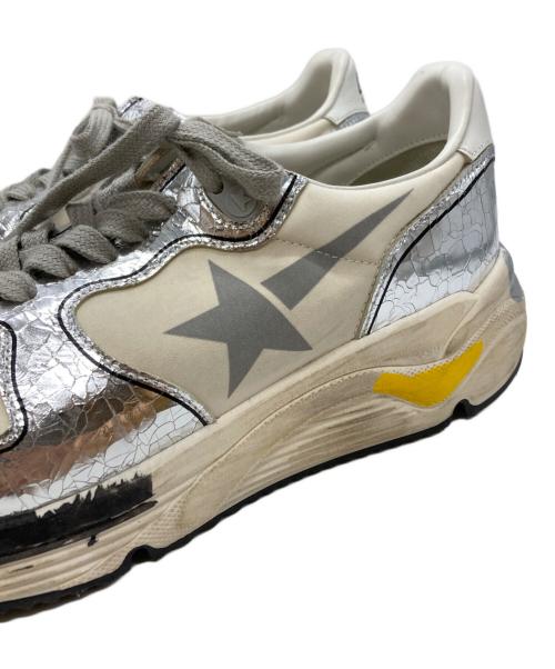 GOLDEN GOOSE（ゴールデングース）GOLDEN GOOSE (ゴールデングース) RUNNING SOLE ベージュ×シルバー サイズ:40の古着・服飾アイテム