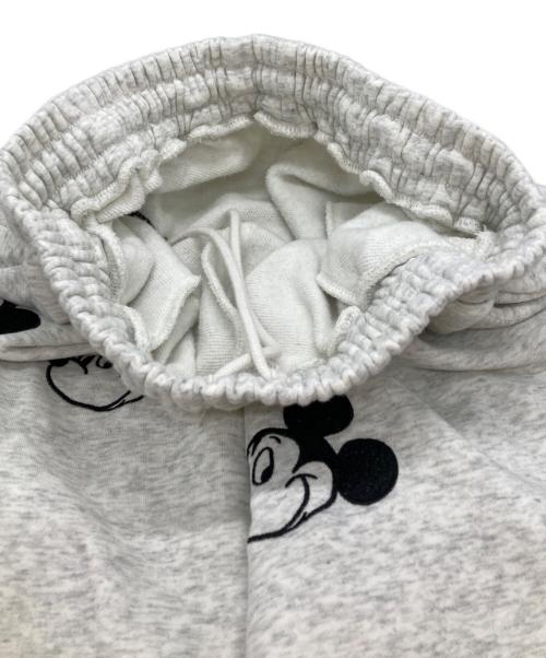 DISNEY（ディズニー）DISNEY (ディズニー) WCJ (ダブルシージェイ) EMBROIDERY SWEAT PANTS/刺繍入りスウェットパンツ グレー サイズ:XLの古着・服飾アイテム