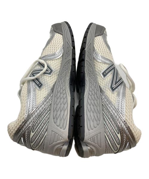 NEW BALANCE（ニューバランス）NEW BALANCE (ニューバランス) 860スニーカー シルバー×アイボリー サイズ:25㎝の古着・服飾アイテム