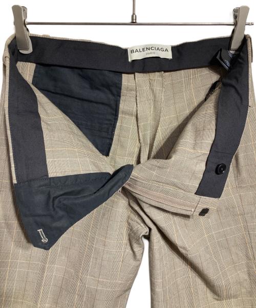 BALENCIAGA（バレンシアガ）BALENCIAGA (バレンシアガ) グレンチェックショーツ ベージュ サイズ:38の古着・服飾アイテム