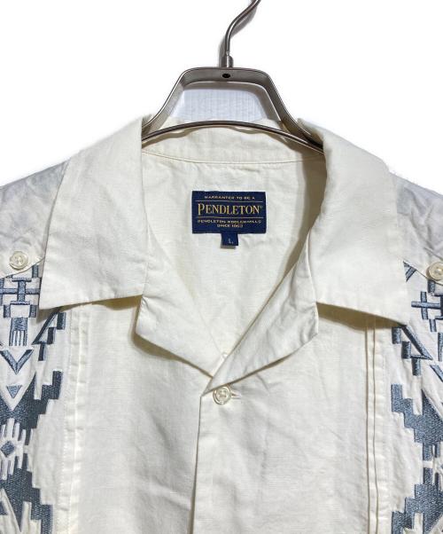 PENDLETON（ペンドルトン）PENDLETON (ペンドルトン) ネイティブ刺繍キューバシャツ/Native-style embroidered Cuban shirt アイボリー サイズ:Lの古着・服飾アイテム