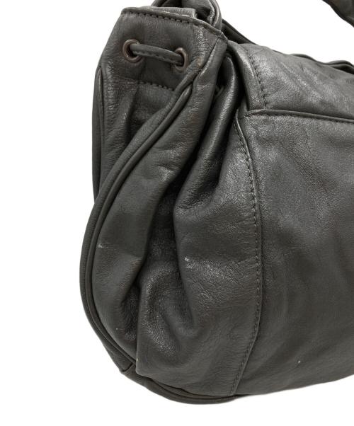 SEE BY CHLOE（シーバイクロエ）SEE BY CHLOE (シーバイクロエ) フリンジワンショルダーバッグ/Fringed one-shoulder bag グレーの古着・服飾アイテム