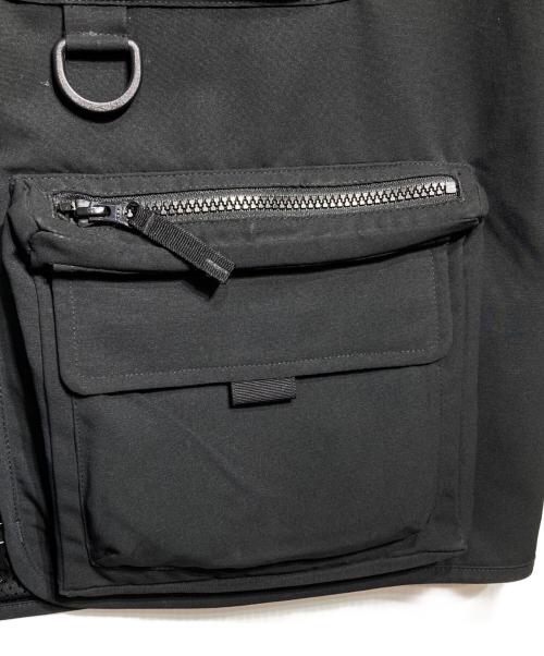 Carhartt WIP（カーハート ワーク イン プログレス）Carhartt WIP (カーハート ワーク イン プログレス) ELMWOOD VEST/エルムウッド ベスト ブラック サイズ:Ｌの古着・服飾アイテム
