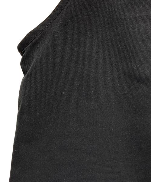 Carhartt WIP（カーハート ワーク イン プログレス）Carhartt WIP (カーハート ワーク イン プログレス) ELMWOOD VEST/エルムウッド ベスト ブラック サイズ:Ｌの古着・服飾アイテム