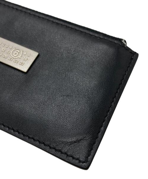 MM6 Maison Margiela（エムエムシックスメゾンマルジェラ）MM6 Maison Margiela (エムエムシックスメゾンマルジェラ) NUMERIC BIFOLD WALLET ブラックの古着・服飾アイテム