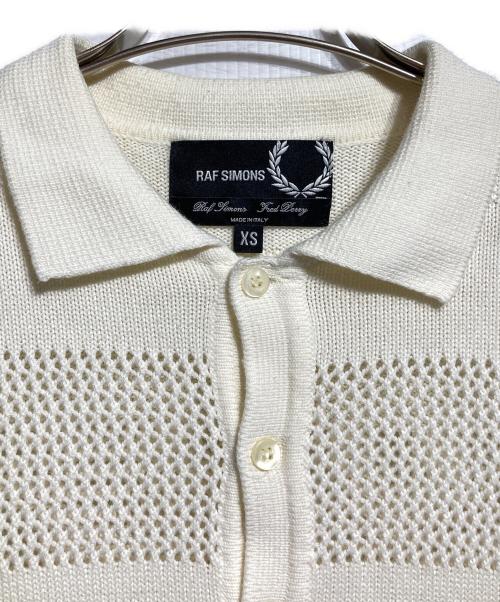 RAF SIMONS（ラフシモンズ）RAF SIMONS (ラフシモンズ) FRED PERRY (フレッドペリー) ニットポロシャツ ホワイト サイズ:XSの古着・服飾アイテム
