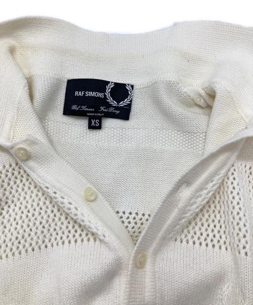 RAF SIMONS（ラフシモンズ）RAF SIMONS (ラフシモンズ) FRED PERRY (フレッドペリー) ニットポロシャツ ホワイト サイズ:XSの古着・服飾アイテム