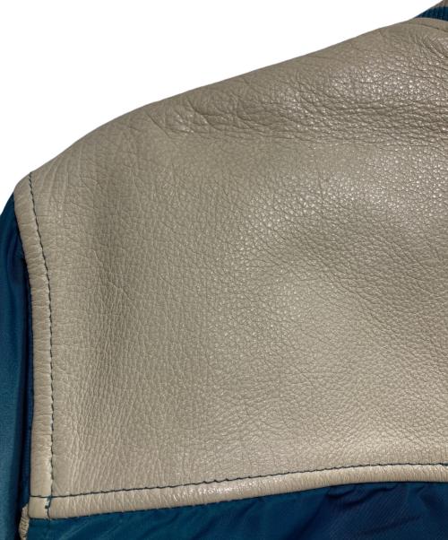 HARLEY-DAVIDSON（ハーレーダビッドソン）HARLEY-DAVIDSON (ハーレーダビッドソン) レザーMA-１ジャケット/Leather jacket アイボリー×ブルー サイズ:Mの古着・服飾アイテム