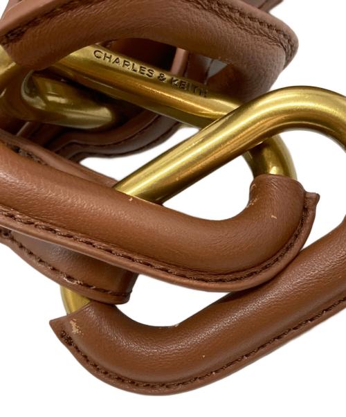 CHARLES & KEITH（チャールズアンドキース）CHARLES & KEITH (チャールズアンドキース) コラメタリックアクセントムートンバッグ ブラウンの古着・服飾アイテム