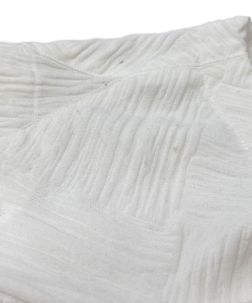 ISSEY MIYAKE（イッセイミヤケ）ISSEY MIYAKE (イッセイミヤケ) 立体格子デザインノースリーブブラウス/Sleeveless Blouse ホワイト サイズ:2の古着・服飾アイテム