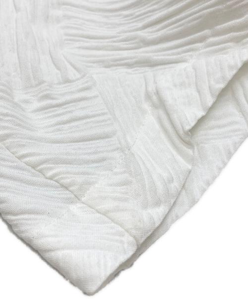 ISSEY MIYAKE（イッセイミヤケ）ISSEY MIYAKE (イッセイミヤケ) 立体格子デザインノースリーブブラウス/Sleeveless Blouse ホワイト サイズ:2の古着・服飾アイテム