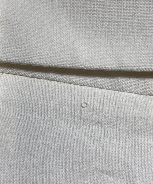 ISSEY MIYAKE（イッセイミヤケ）ISSEY MIYAKE (イッセイミヤケ) コットンリネンタックスラックス/Cotton-Linen Pleated Slacks アイボリー サイズ:1の古着・服飾アイテム
