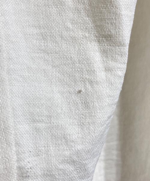ISSEY MIYAKE（イッセイミヤケ）ISSEY MIYAKE (イッセイミヤケ) コットンリネンタックスラックス/Cotton-Linen Pleated Slacks アイボリー サイズ:1の古着・服飾アイテム