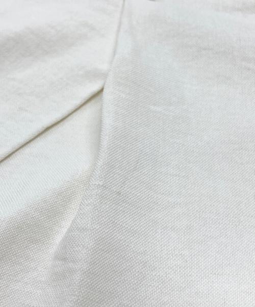 ISSEY MIYAKE（イッセイミヤケ）ISSEY MIYAKE (イッセイミヤケ) コットンリネンタックスラックス/Cotton-Linen Pleated Slacks アイボリー サイズ:1の古着・服飾アイテム