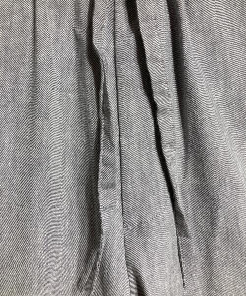 POLYPLOID（ポリプロイド）POLYPLOID (ポリプロイド) TRAVEL SUIT PANTS C/トラベルスーツパンツ グレー サイズ:2の古着・服飾アイテム