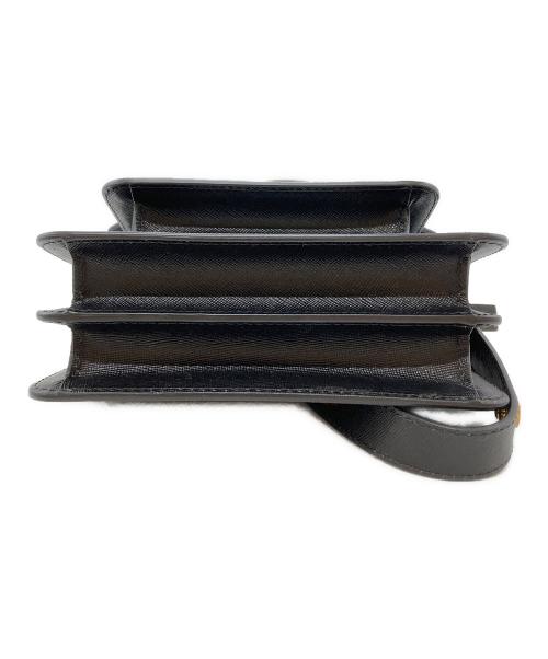 MARNI（マルニ）MARNI (マルニ) トランクナノレザーショルダーバッグ / Trunk Nano Leather Shoulder Bag ホワイト×ブラックの古着・服飾アイテム