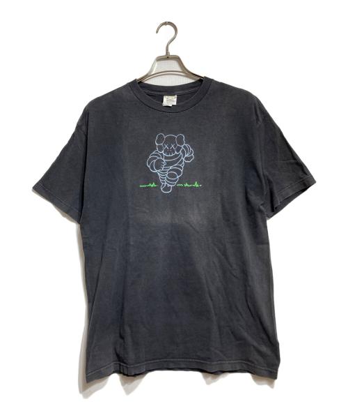 KAWS（カウズ）KAWS (カウズ) 00'S USA製Tシャツ ブラック サイズ:Lの古着・服飾アイテム