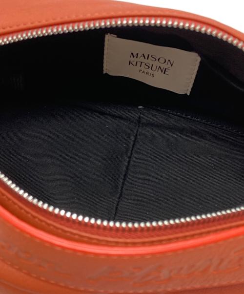maison kitsune（メゾンキツネ）MAISON KITSUNE (メゾンキツネ) THE CLOUD TILETTE BAG/ THE CLOUD TILETTE BAG クラウド・ティレット・バッグ オレンジ サイズ:不明の古着・服飾アイテム
