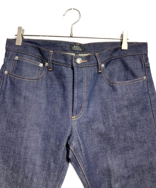 A.P.C.（アーペーセー）A.P.C. (アーペーセー) セルビッジニムパンツ インディゴ サイズ:32の古着・服飾アイテム