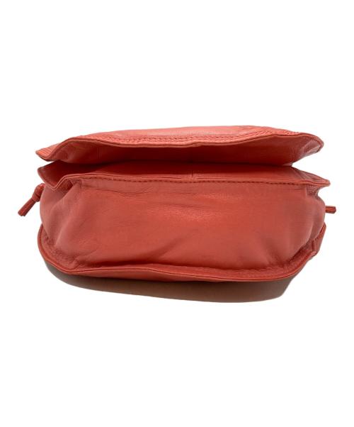 LOEWE（ロエベ）LOEWE (ロエベ) アナグラムエンボスナッパレザーショルダーバッグ レッドの古着・服飾アイテム