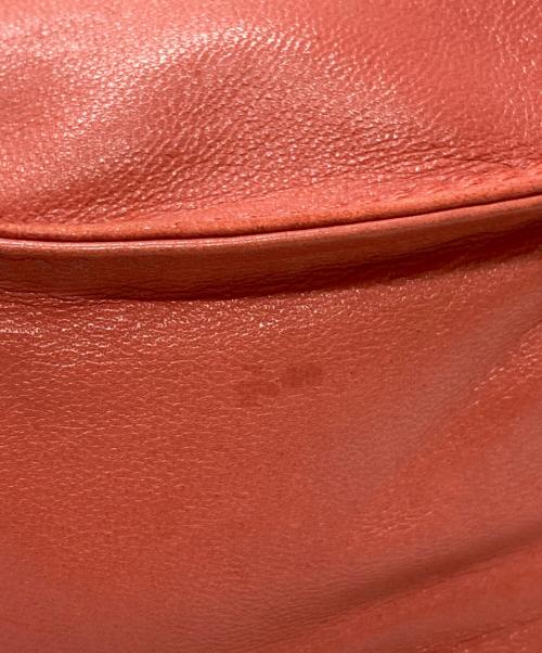 LOEWE（ロエベ）LOEWE (ロエベ) アナグラムエンボスナッパレザーショルダーバッグ レッドの古着・服飾アイテム