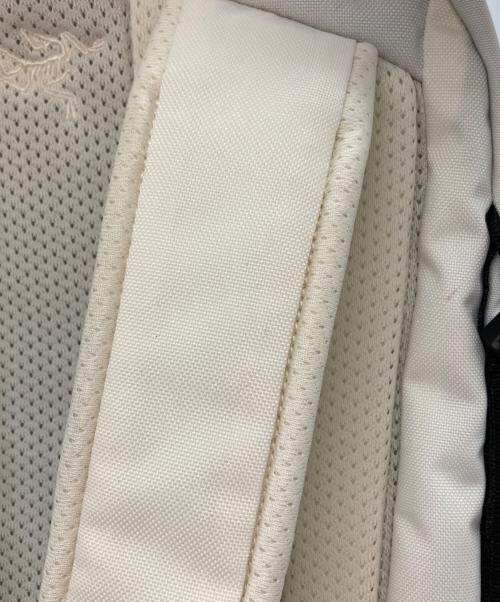 ARC'TERYX（アークテリクス）ARC'TERYX (アークテリクス) MANTIS 26 BACKPACK/万ティス26バックパック ホワイトの古着・服飾アイテム