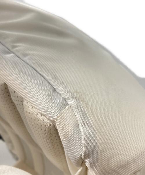 ARC'TERYX（アークテリクス）ARC'TERYX (アークテリクス) MANTIS 26 BACKPACK/万ティス26バックパック ホワイトの古着・服飾アイテム