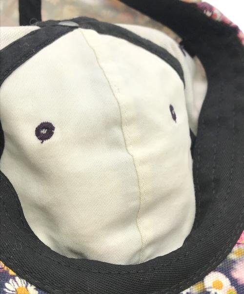 SUPREME（シュプリーム）Supreme (シュプリーム) LIBERTY FLORAL 6-PANEL ピンクの古着・服飾アイテム