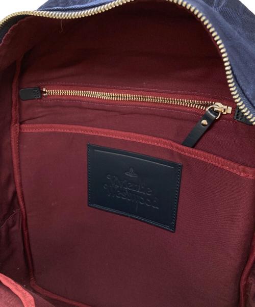 Vivienne Westwood（ヴィヴィアンウエストウッド）Vivienne Westwood (ヴィヴィアンウエストウッド) LINE ORB EMBOS リュック ネイビーの古着・服飾アイテム