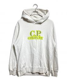 C.P COMPANY（シーピーカンパニー）の古着「ロゴパーカー/Logo Hoodie」｜ホワイト