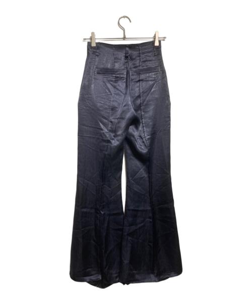 YOHEI OHNO（ヨウヘイオオノ）YOHEI OHNO (ヨウヘイオオノ) Our Basic Satin Flare ネイビー サイズ:34の古着・服飾アイテム
