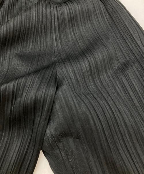 ISSEY MIYAKE（イッセイミヤケ）ISSEY MIYAKE (イッセイミヤケ) プリーツパンツ/Pleated pants ブラック サイズ:XSの古着・服飾アイテム