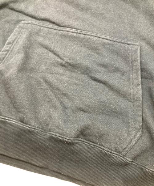 BlackEyePatch（ブラックアイパッチ）BlackEyePatch (ブラックアイパッチ) ポイントロゴプルオーバーパーカー ブラック サイズ:Mの古着・服飾アイテム