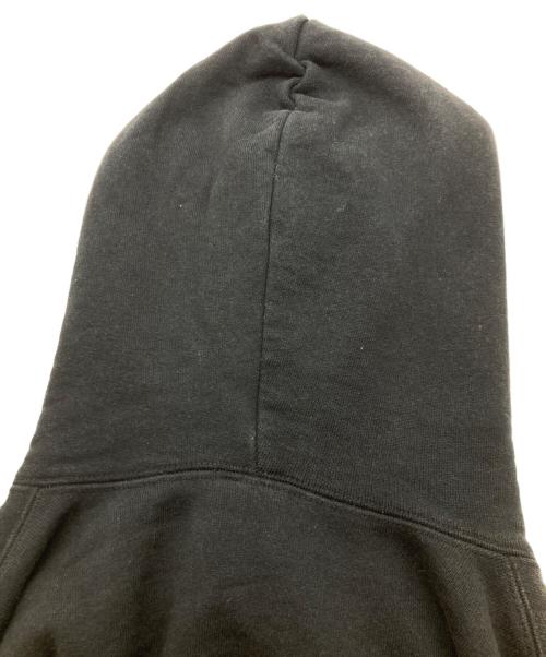BlackEyePatch（ブラックアイパッチ）BlackEyePatch (ブラックアイパッチ) ポイントロゴプルオーバーパーカー ブラック サイズ:Mの古着・服飾アイテム