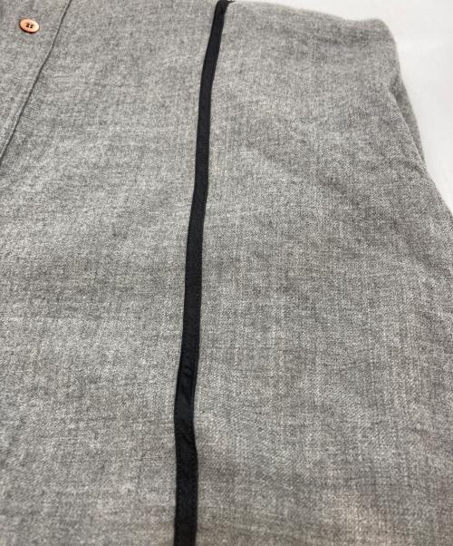 DRIES VAN NOTEN（ドリスヴァンノッテン）DRIES VAN NOTEN (ドリスヴァンノッテン) パイピングシャツ グレー サイズ:46の古着・服飾アイテム