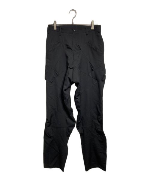 sulvam（サルバム）sulvam (サルバム) ウールギャバ断ち切りパンツ/ Raw-edge wool gabardine trousers ブラック サイズ:Sの古着・服飾アイテム