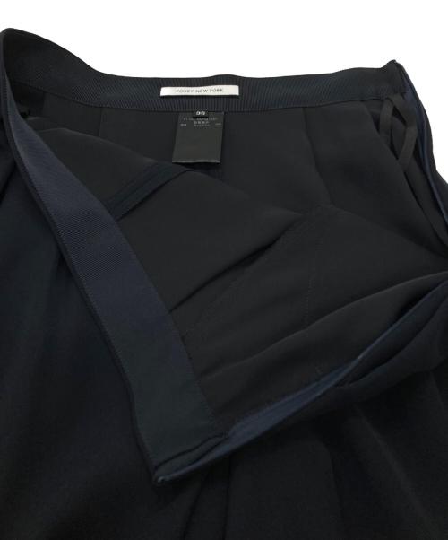 FOXEY NEWYORK（フォクシーニューヨーク）FOXEY NEWYORK (フォクシーニューヨーク) タックワイドパンツ/ Pleated Wide-Leg Trousers ネイビー サイズ:38の古着・服飾アイテム