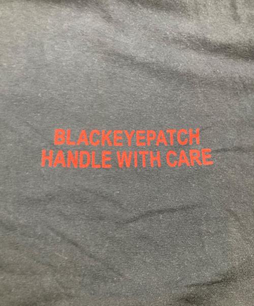 THE BLACK EYE PATCH（ブラックアイパッチ）THE BLACK EYE PATCH (ブラックアイパッチ) HANDLE WITH CARE TEE ブラック サイズ:XLの古着・服飾アイテム