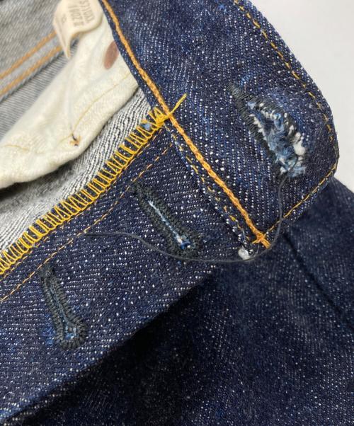 SAMURAI JEANS（サムライジーンズ）SAMURAI JEANS (サムライジーンズ) 19オンス極（KIWAMI）セルビッチデニム インディゴ サイズ:32の古着・服飾アイテム