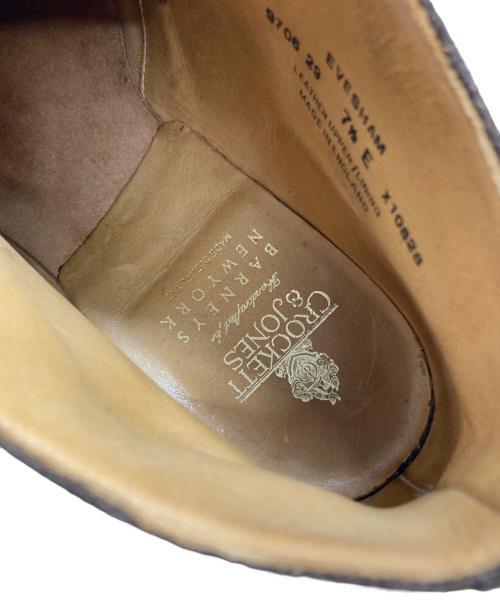 Crockett & Jones（クロケット＆ジョーンズ）Crockett & Jones (クロケット＆ジョーンズ) BARNEYS NEWYORK (バーニーズ・ニューヨーク) 別注スウェードチャッカーブーツ ブラウン サイズ:7 1/2 Eの古着・服飾アイテム
