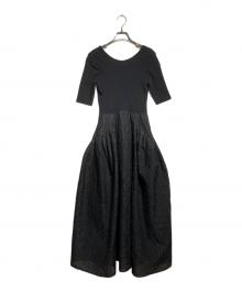 anuans（アニュアンス）の古着「バックオープンカップインドッキングニットワンピース/Open-Back Knit Dress with Built-in Bra Top」｜ブラック