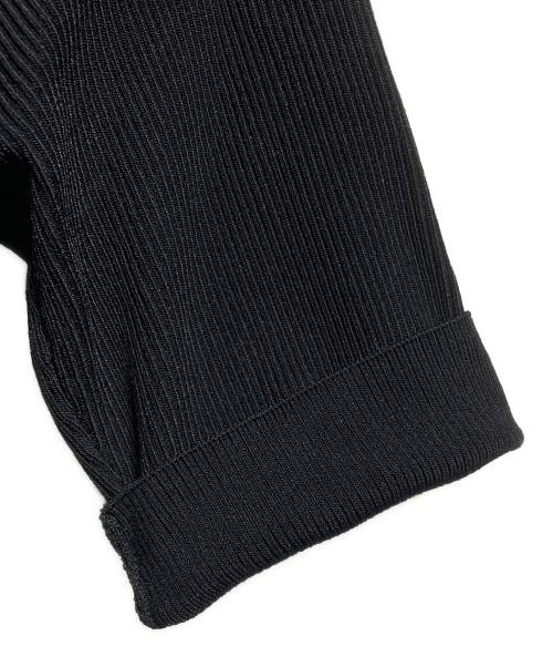 anuans（アニュアンス）anuans (アニュアンス) バックオープンカップインドッキングニットワンピース/Open-Back Knit Dress with Built-in Bra Top ブラック サイズ:Sの古着・服飾アイテム