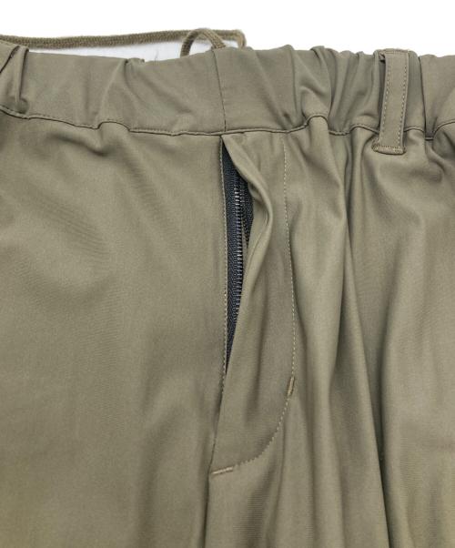 VIRGO（ヴァルゴ）VIRGO (ヴァルゴ) New genie relax pants カーキ サイズ:2の古着・服飾アイテム
