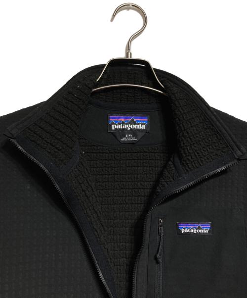 Patagonia（パタゴニア）Patagonia (パタゴニア) R2 TECHFACE JACKET/R2テックフェイス・ジャケット ブラック サイズ:Sの古着・服飾アイテム