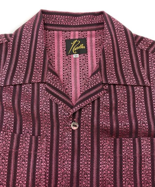 Needles（ニードルズ）Needles (ニードルズ) C.O.B S/S One-Up Shirt/半袖シャツ ブラック×ピンク サイズ:XSの古着・服飾アイテム