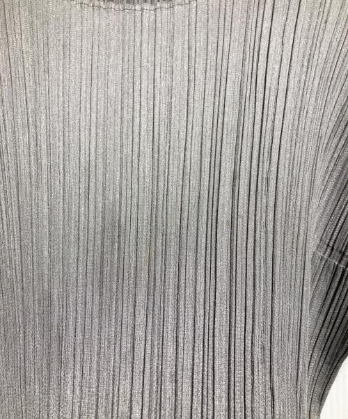 PLEATS PLEASE（プリーツプリーズ）PLEATS PLEASE (プリーツプリーズ) パネルプリーツノースリーブカットソー グレー サイズ:3の古着・服飾アイテム