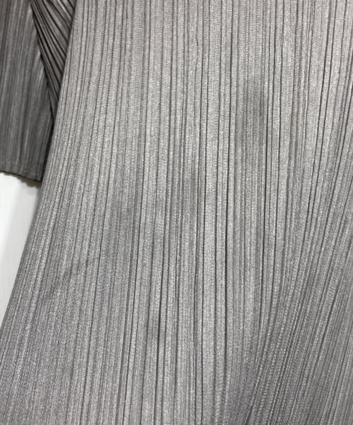 PLEATS PLEASE（プリーツプリーズ）PLEATS PLEASE (プリーツプリーズ) パネルプリーツノースリーブカットソー グレー サイズ:3の古着・服飾アイテム