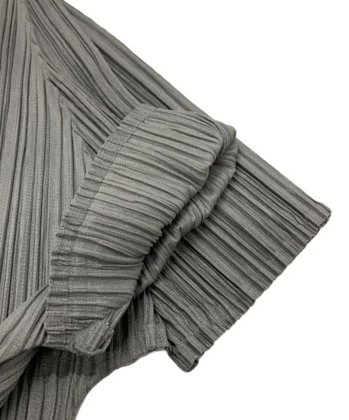 PLEATS PLEASE（プリーツプリーズ）PLEATS PLEASE (プリーツプリーズ) パネルプリーツノースリーブカットソー グレー サイズ:3の古着・服飾アイテム